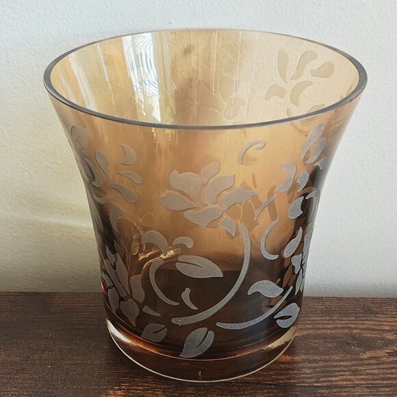 Vintage Etched Glass Vase - Picture 6 of 7